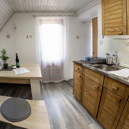 Apartma Petra Ravnik - Wanderer'S Hut Apartment Bohinj Exterior foto