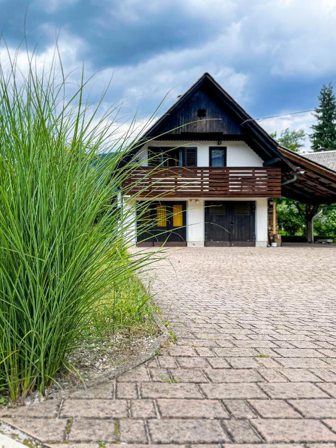 Apartma Petra Ravnik - Wanderer'S Hut Apartment Bohinj Exterior foto
